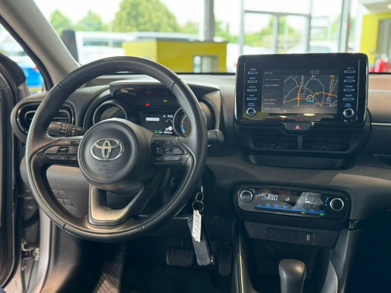 Toyota Yaris Hybride 116ch  occasion  Beaupuy - photo n3