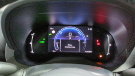 Toyota Yaris Hybride 116h design + sieges chauffants + volant chauffant  occasion  Ganges - photo n12