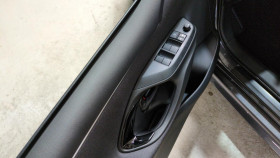 Toyota Yaris Hybride 116h design + sieges chauffants + volant chauffant  occasion  Ganges - photo n9