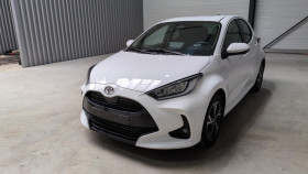 Toyota Yaris Hybride 116h design + sieges chauffants + volant chauffant  occasion  Ganges - photo n2