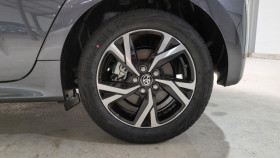 Toyota Yaris Hybride 116h design + sieges chauffants + volant chauffant  occasion  Ganges - photo n6