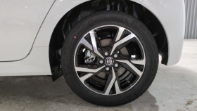 Toyota Yaris Hybride 116h design + sieges chauffants + volant chauffant  occasion  Ganges - photo n6