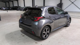 Toyota Yaris Hybride 116h design + sieges chauffants + volant chauffant  occasion  Ganges - photo n4