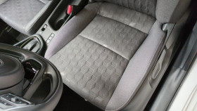 Toyota Yaris Hybride 116h design + sieges chauffants + volant chauffant  occasion  Ganges - photo n10