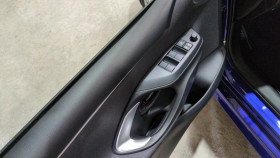 Toyota Yaris Hybride 116h dynamic + jantes 15  occasion  Ganges - photo n10