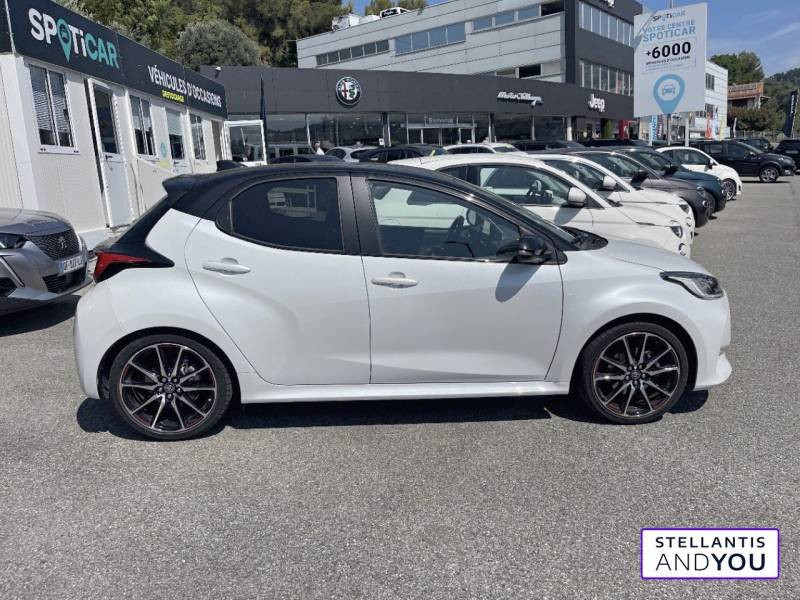 Toyota Yaris Hybride 116h GR Sport  occasion  LE CANNET - photo n4