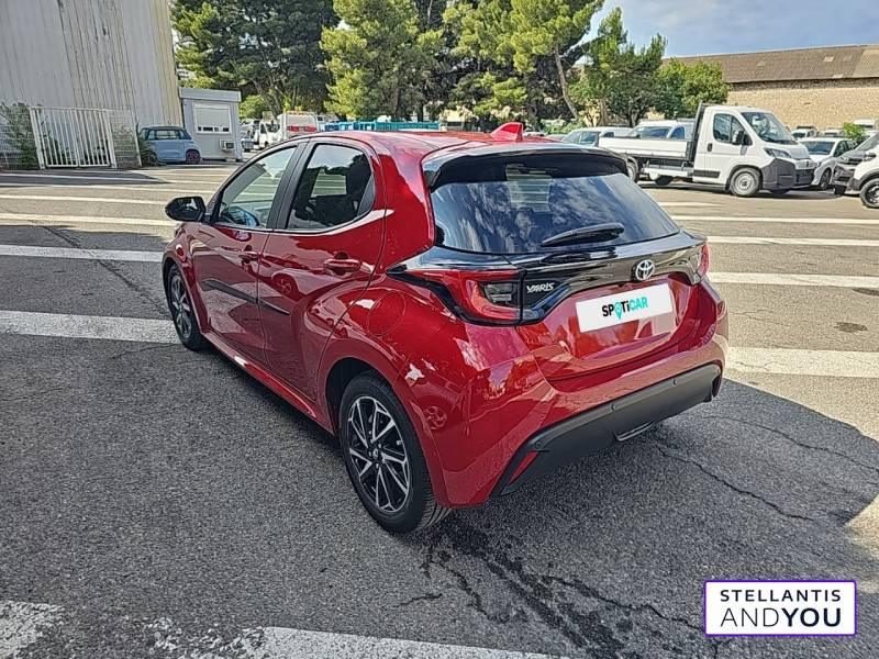 Toyota Yaris Hybride 116h Iconic  occasion  MARSEILLE CEDEX 8 - photo n5