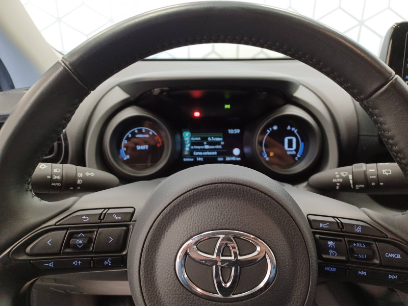 Toyota Yaris Yaris 120 VVT-i Design 5p 2022 - photo n°18 Toyota Yaris Yaris 120 VVT-i Design 5p  occasion à Saint-Laurent-des-Vignes - photo n°18