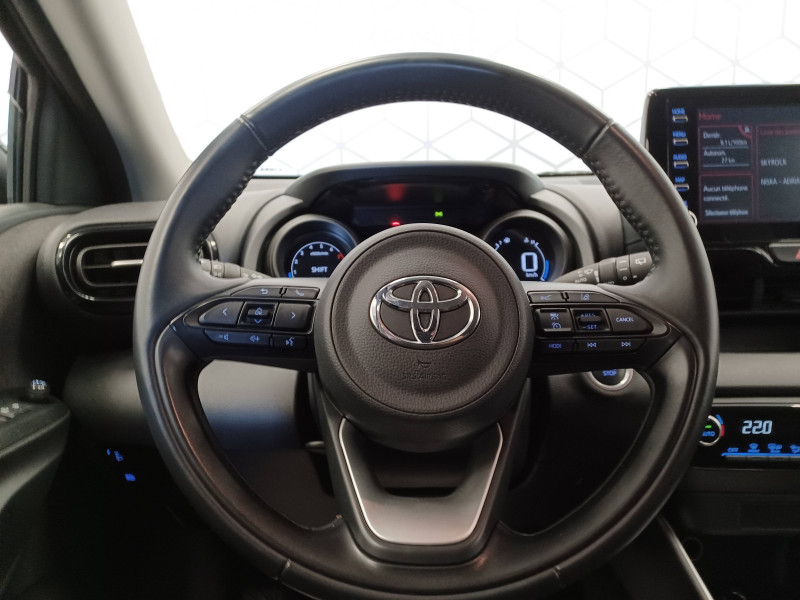 Toyota Yaris Yaris 120 VVT-i Design 5p 2022 - photo n°10 Toyota Yaris Yaris 120 VVT-i Design 5p  occasion à Saint-Laurent-des-Vignes - photo n°10