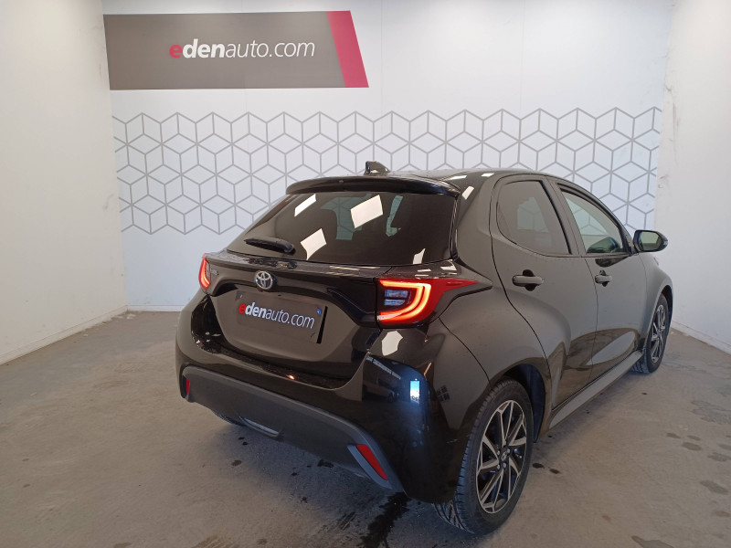 Toyota Yaris Yaris 120 VVT-i Design 5p 2022 - photo n°2 Toyota Yaris Yaris 120 VVT-i Design 5p  occasion à Saint-Laurent-des-Vignes - photo n°2