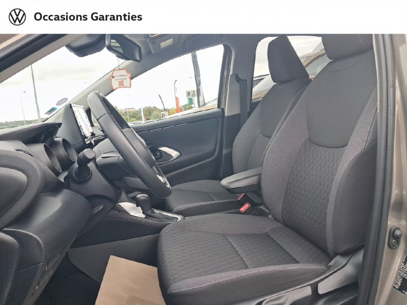 Toyota Yaris Yaris Hybride 116h Collection 5p 2023 - photo n°8 Toyota Yaris Yaris Hybride 116h Collection 5p  occasion à Onet-le-Château - photo n°8