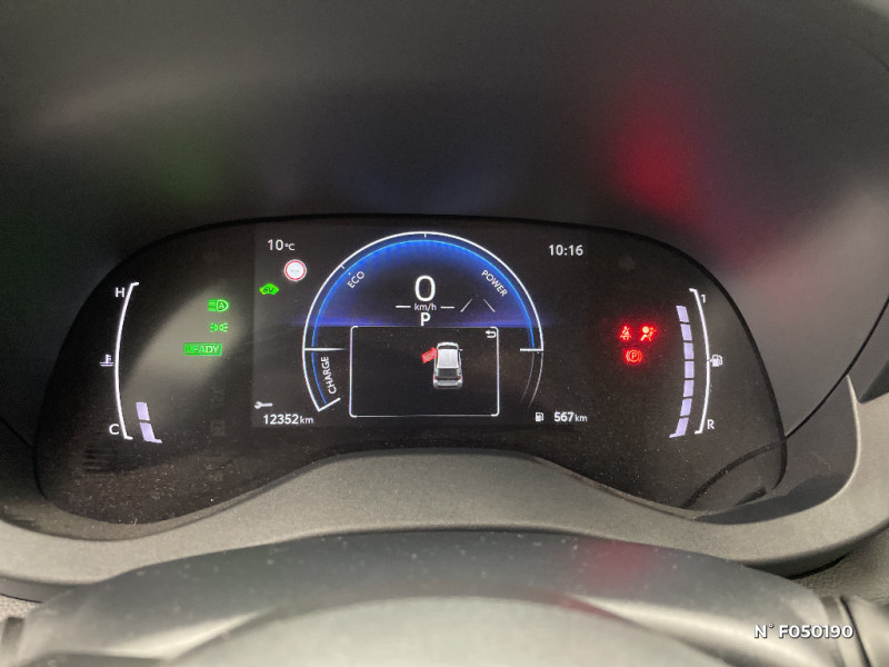 Toyota Yaris Yaris Hybride 116h Design  occasion  Saint-Quentin - photo n12