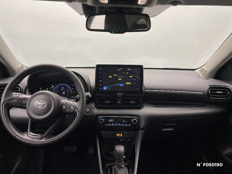 Toyota Yaris Yaris Hybride 116h Design  occasion  Saint-Quentin - photo n9