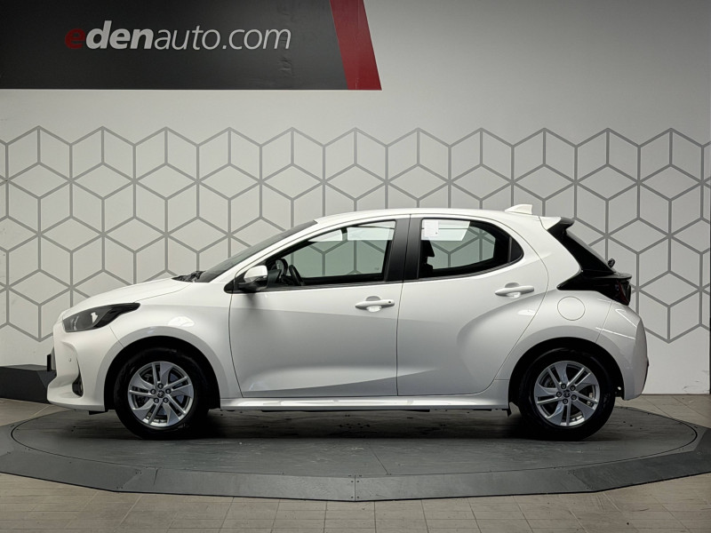 Toyota Yaris Yaris Hybride 116h Dynamic Business + Programme Toyota Exper 2024 - photo n°8 Toyota Yaris Yaris Hybride 116h Dynamic Business + Programme Toyota Exper  occasion à PERIGUEUX - photo n°8