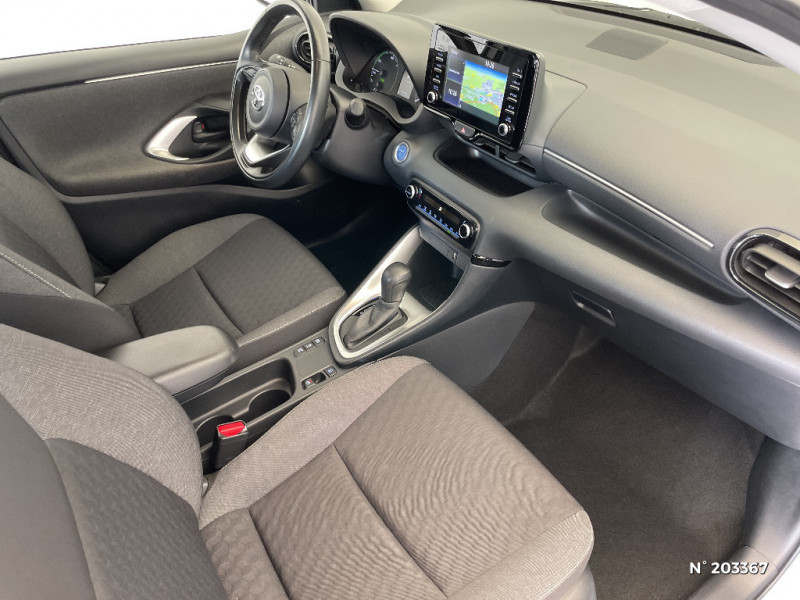 Toyota Yaris Yaris Hybride 116h Dynamic Business + Stage Hybrid Academy  occasion � Saint-Maximin - photo n�10