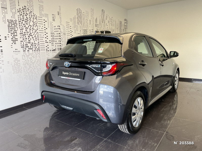 Toyota Yaris Yaris Hybride 116h Dynamic Business + Stage Hybrid Academy  occasion � Saint-Maximin - photo n�4