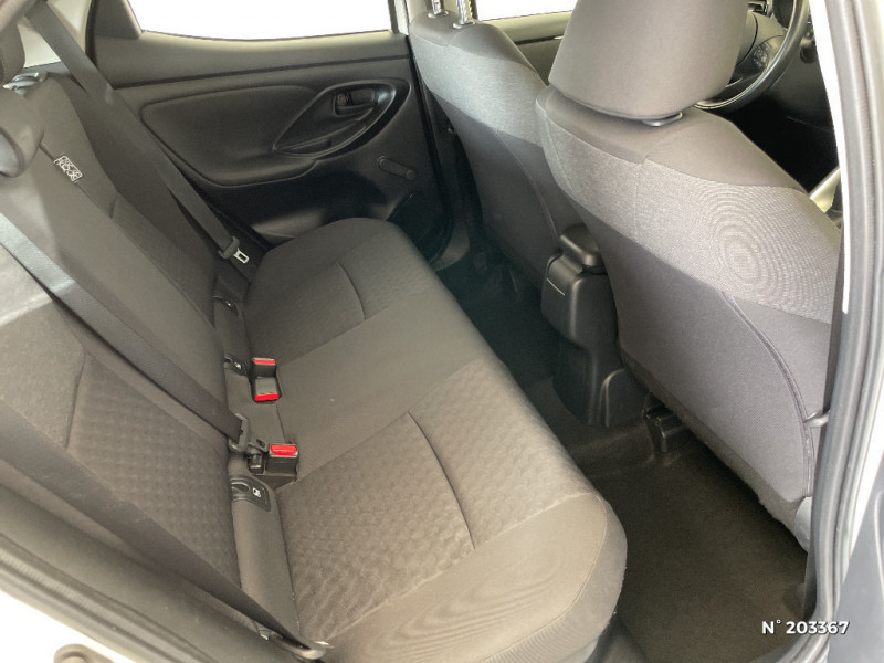 Toyota Yaris Yaris Hybride 116h Dynamic Business + Stage Hybrid Academy  occasion � Saint-Maximin - photo n�11