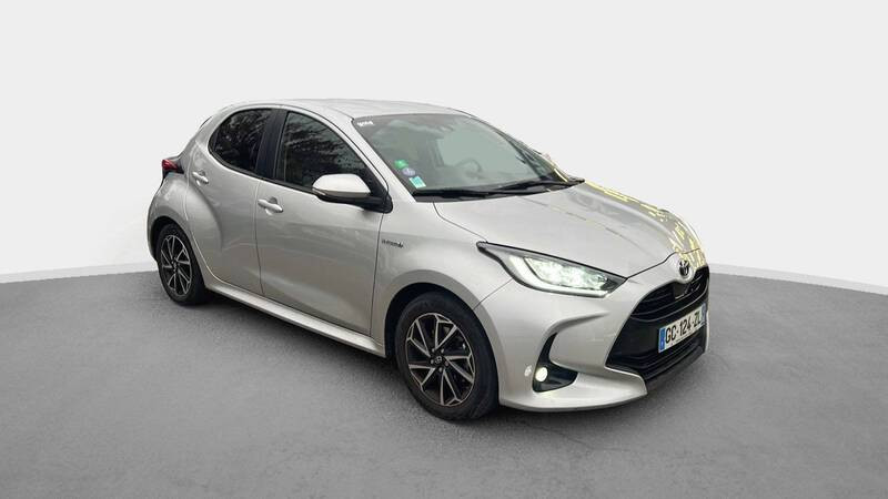Toyota Yaris occasion Hybride à CAGNES SUR MER Alpes-Maritimes 28661 km ...