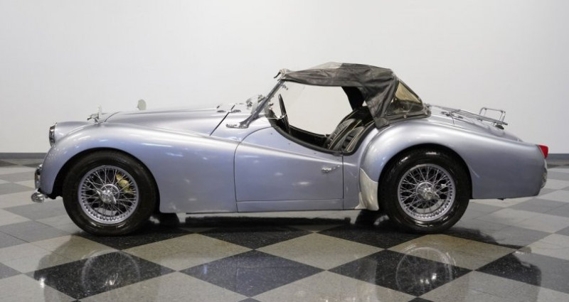 Triumph TR3  1960 - photo n°3 Triumph TR3   occasion à LYON - photo n°3