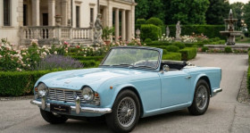 Triumph TR4 occasion 1963 mise en vente &agrave; Reggio Emilia par le garage RUOTE DA SOGNO - photo n&deg;1