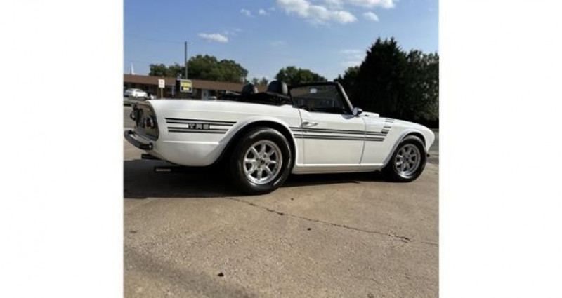 Triumph TR6 TR-6 1974 - photo n°4 Triumph TR6 TR-6  occasion à LYON - photo n°4