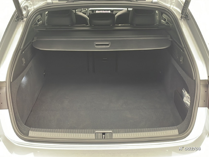 Volkswagen Arteon Arteon Shooting Brake 1.4 eHybrid Rechargeable OPF 218 DSG6  2024 - photo n°7 Volkswagen Arteon Arteon Shooting Brake 1.4 eHybrid Rechargeable OPF 218 DSG6   occasion à Saint-Quentin - photo n°7