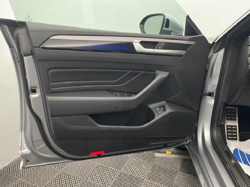 Volkswagen Arteon Arteon Shooting Brake 1.4 eHybrid Rechargeable OPF 218 DSG6  2024 - photo n°18 Volkswagen Arteon Arteon Shooting Brake 1.4 eHybrid Rechargeable OPF 218 DSG6   occasion à Saint-Quentin - photo n°18