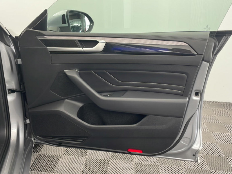 Volkswagen Arteon Arteon Shooting Brake 1.4 eHybrid Rechargeable OPF 218 DSG6  2024 - photo n°19 Volkswagen Arteon Arteon Shooting Brake 1.4 eHybrid Rechargeable OPF 218 DSG6   occasion à Saint-Quentin - photo n°19