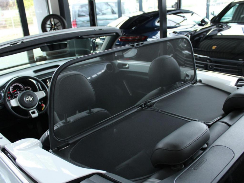 Volkswagen Beetle BEETLE CABRIO 1.2 TSI BMT STYLE LEDERPAKET NAVI* 2017 - photo n°13 Volkswagen Beetle BEETLE CABRIO 1.2 TSI BMT STYLE LEDERPAKET NAVI*  occasion à L'Union - photo n°13
