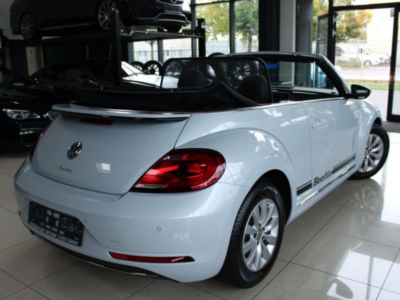 Volkswagen Beetle BEETLE CABRIO 1.2 TSI BMT STYLE LEDERPAKET NAVI* 2017 - photo n°5 Volkswagen Beetle BEETLE CABRIO 1.2 TSI BMT STYLE LEDERPAKET NAVI*  occasion à L'Union - photo n°5