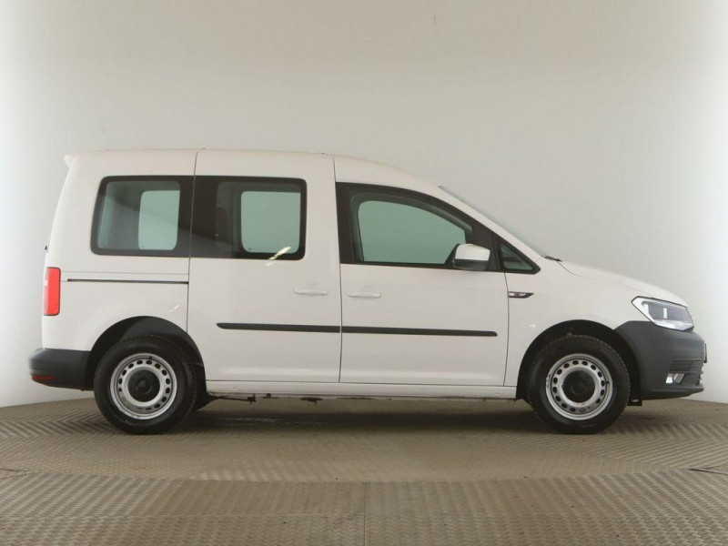 Volkswagen Caddy 1.0 TSI 102 2019 - photo n°8 Volkswagen Caddy 1.0 TSI 102  occasion à L'Union - photo n°8