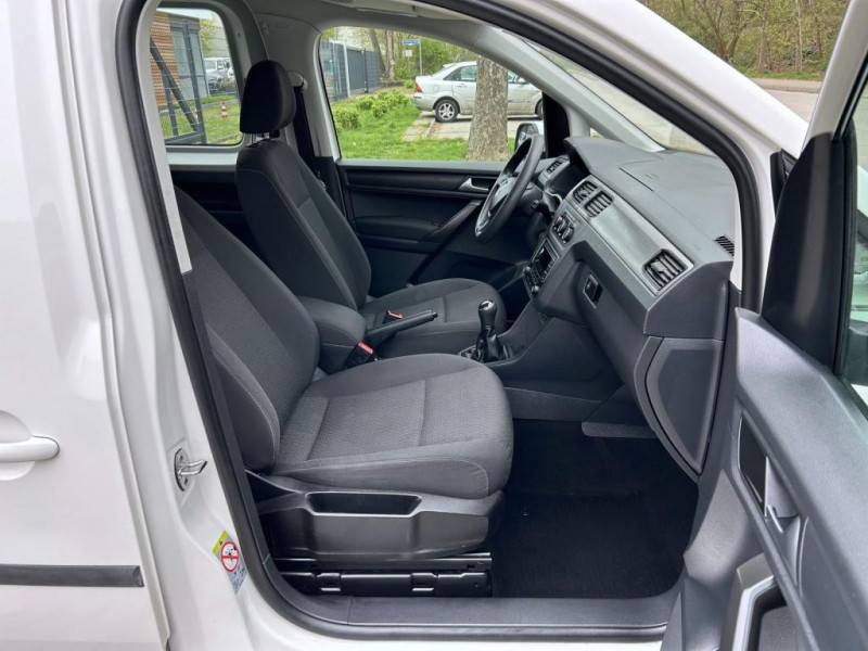 Volkswagen Caddy PKW 1.0TSI 1HAND*Klima* 2020 - photo n°13 Volkswagen Caddy PKW 1.0TSI 1HAND*Klima*  occasion à L'Union - photo n°13