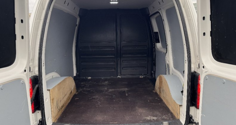 Volkswagen Caddy VAN 2.0 TDI 102 BVM5 BUSINESS LINE PRIX H.T 2020 - photo n°3 Volkswagen Caddy VAN 2.0 TDI 102 BVM5 BUSINESS LINE PRIX H.T  occasion à COURNON - photo n°3