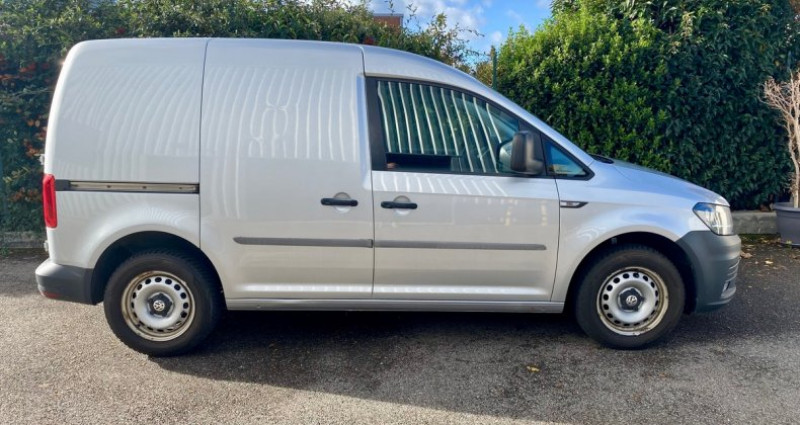Volkswagen Caddy Van 2.0 TDI 75ch Prix affiché HT 2017 - photo n°5 Volkswagen Caddy Van 2.0 TDI 75ch Prix affiché HT  occasion à Chazay-d'azergues - photo n°5