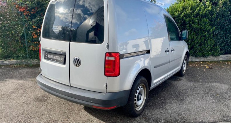 Volkswagen Caddy Van 2.0 TDI 75ch Prix affiché HT 2017 - photo n°4 Volkswagen Caddy Van 2.0 TDI 75ch Prix affiché HT  occasion à Chazay-d'azergues - photo n°4