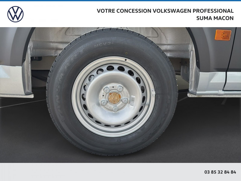 Volkswagen Crafter VAN CRAFTER VAN 35 L3H3 2.0 TDI 177 CH  occasion à Macon - photo n°9