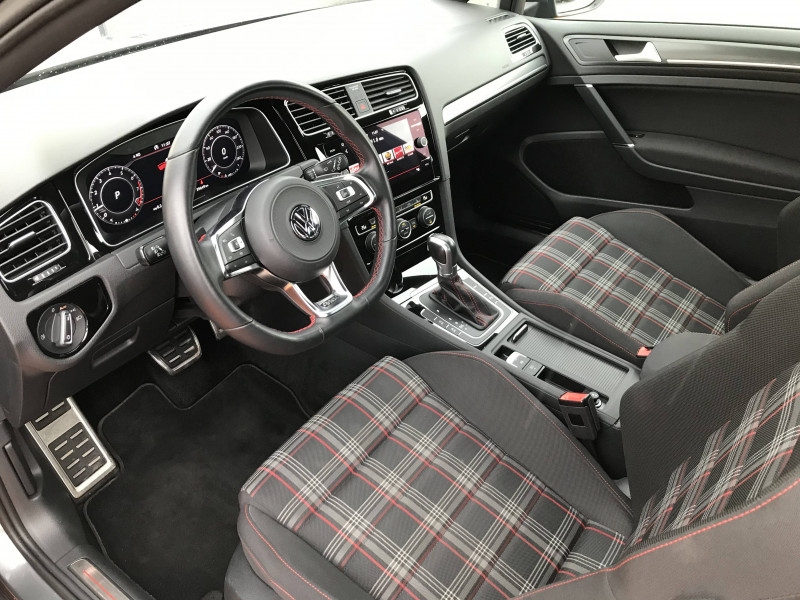 Volkswagen Golf VII Golf 2.0 TSI 245 BlueMotion Technology DSG7 GTI Performance   occasion à LESCAR - photo n°7