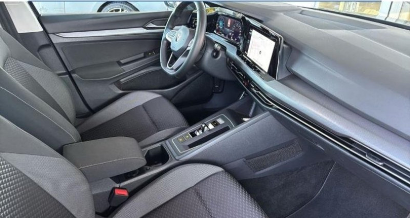 Volkswagen Golf 1.0 eTSI OPF 110ch Active DSG7 2021 - photo n°7 Volkswagen Golf 1.0 eTSI OPF 110ch Active DSG7  occasion à Cholet - photo n°7