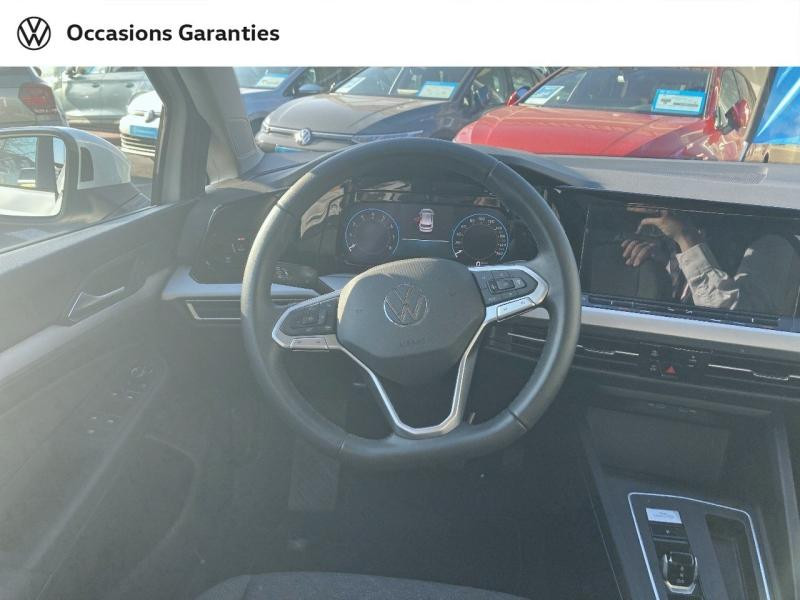 Volkswagen Golf 1.0 eTSI OPF 110ch Life Plus DSG7  occasion à ABBEVILLE - photo n°10