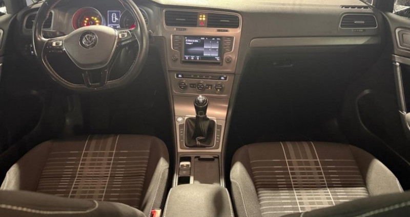 Volkswagen Golf 1.6 TDI 110 BlueMotion 2015 - photo n°2 Volkswagen Golf 1.6 TDI 110 BlueMotion  occasion à Téteghem-Coudekerque-Village - photo n°2