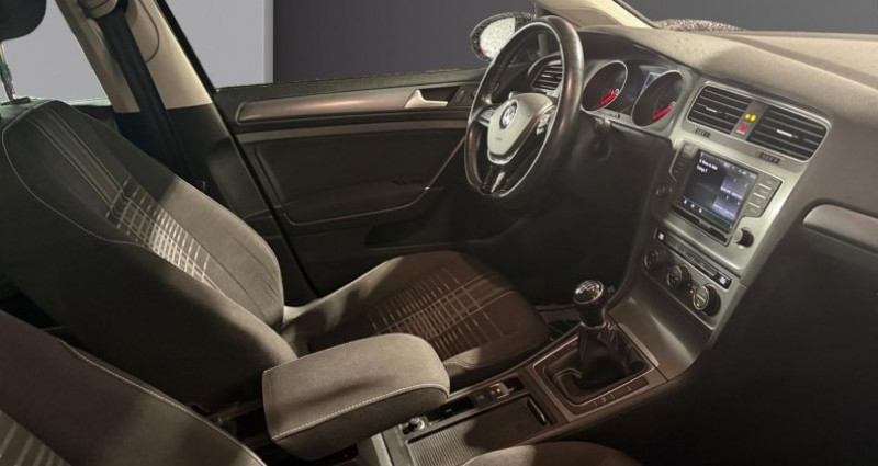 Volkswagen Golf 1.6 TDI 110 BlueMotion 2015 - photo n°4 Volkswagen Golf 1.6 TDI 110 BlueMotion  occasion à Téteghem-Coudekerque-Village - photo n°4