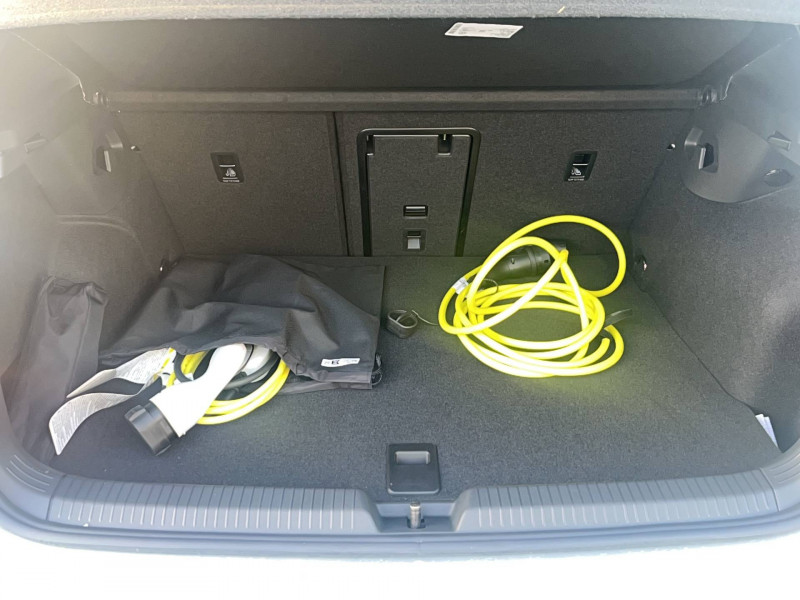 Volkswagen Golf Golf 1.4 Hybrid Rechargeable OPF 245 DSG6  occasion à Saint-Malo - photo n°7