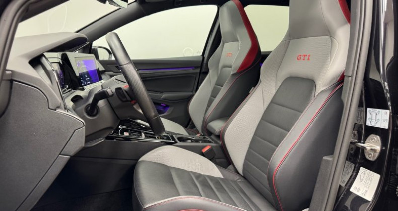 Volkswagen Golf GTI 2.0 300 ch Cuir / DCC / ACC / KEYLESS / TO / HK / CAM /  2023 - photo n°6 Volkswagen Golf GTI 2.0 300 ch Cuir / DCC / ACC / KEYLESS / TO / HK / CAM /   occasion à GLEIZE - photo n°6