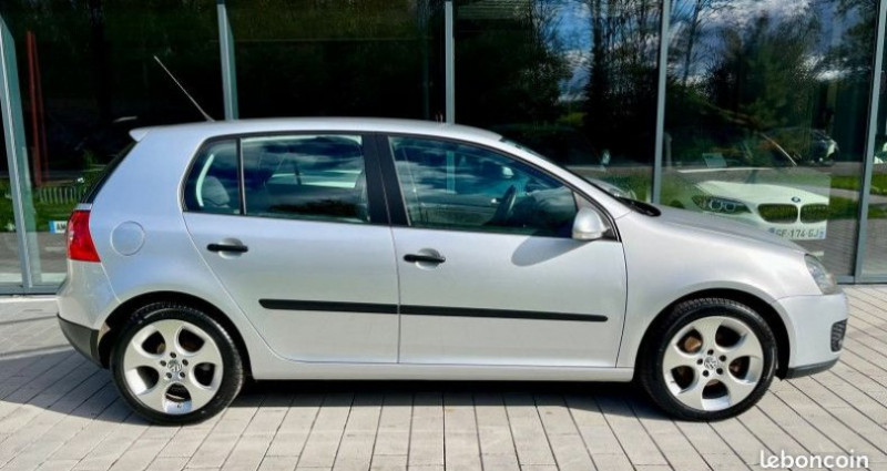 Volkswagen Golf V 1.4 75CH CONFORT 3P 2005 - photo n°7 Volkswagen Golf V 1.4 75CH CONFORT 3P  occasion à Geispolsheim - photo n°7