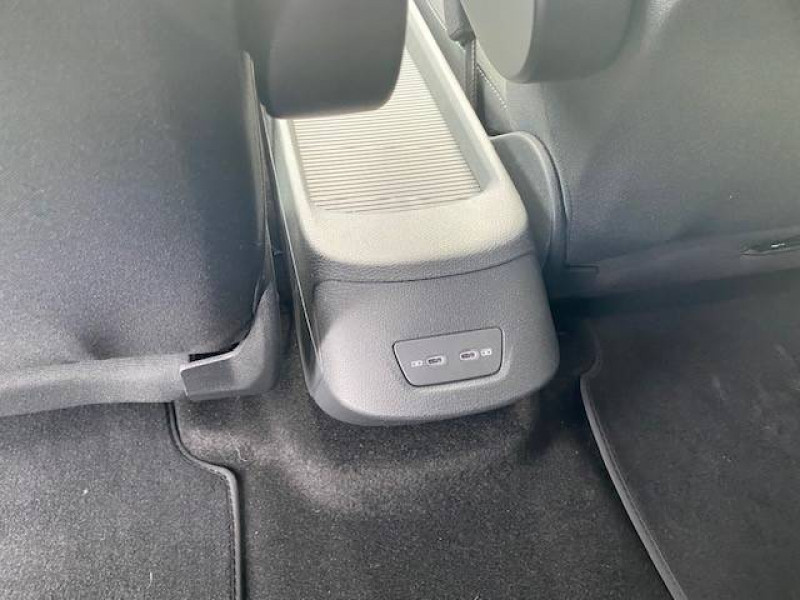 Volkswagen ID.3 ID.3 170 ch Pure Life Max 5p 2025 - photo n°9 Volkswagen ID.3 ID.3 170 ch Pure Life Max 5p  occasion à TARBES  - photo n°9