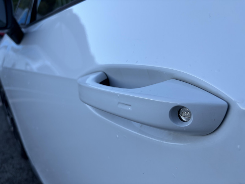 Volkswagen ID.3 ID.3 204 ch Pro Life Max 5p 2025 - photo n°8 Volkswagen ID.3 ID.3 204 ch Pro Life Max 5p  occasion à Figeac - photo n°8