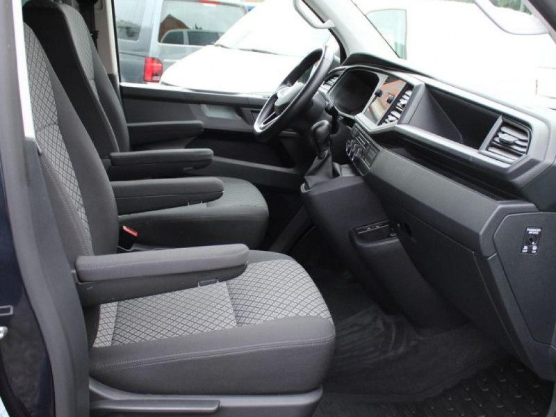 Volkswagen Multivan T6.1 Multivan 150PS DSG Navi AHK Standheizung 2021 - photo n°9 Volkswagen Multivan T6.1 Multivan 150PS DSG Navi AHK Standheizung  occasion à L'Union - photo n°9