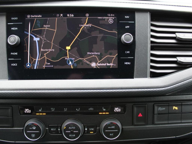 Volkswagen Multivan T6.1 Multivan 150PS DSG Navi AHK Standheizung 2021 - photo n°6 Volkswagen Multivan T6.1 Multivan 150PS DSG Navi AHK Standheizung  occasion à L'Union - photo n°6