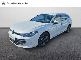 Volkswagen Passat occasion 2025 mise en vente à Mende par le garage CENTRE AUTO LOZERE - photo n°1