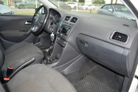 Volkswagen Polo 1.2 TSI 105CH SPORTLINE 5P  occasion  Toulouse - photo n17